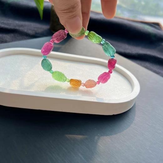 21.84g 8.5mm 雕刻碧玺手链 商品图2