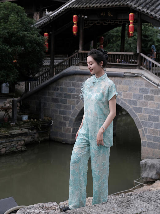 盛唐婧 |蒂芙尼蓝国风丝绒直筒裤 商品图2