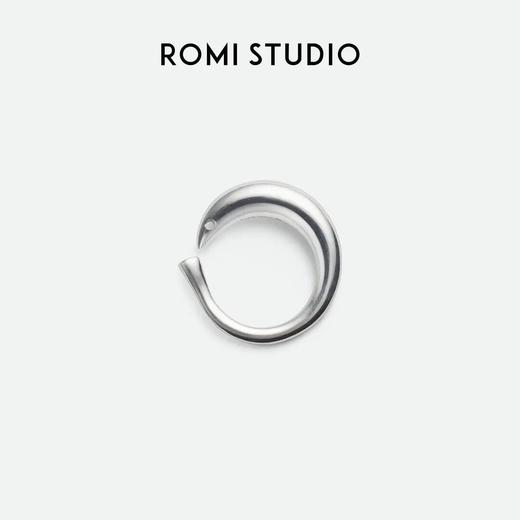 ROMI STUDIO 合金戒指 小众简约沙丁鱼极简开口双色戒指 23AWS104 商品图1
