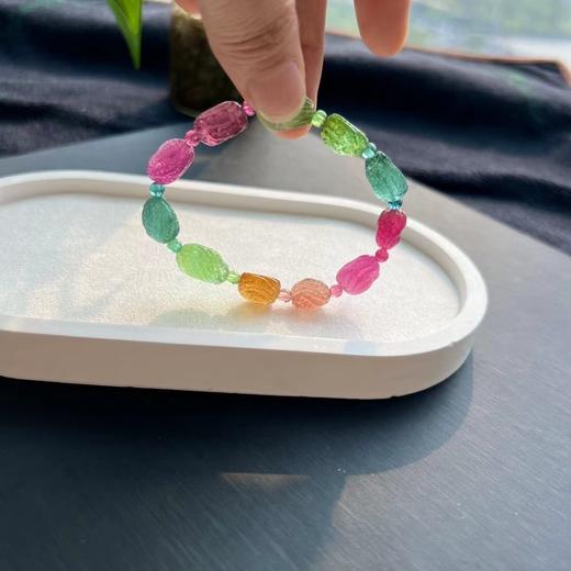 21.84g 8.5mm 雕刻碧玺手链 商品图4