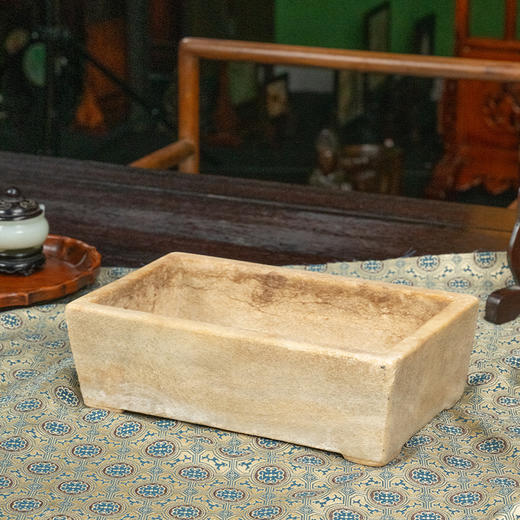 清 汉白玉方形石盆 商品图4