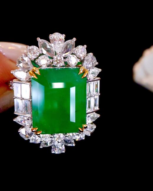 10.85ct 祖母绿戒指 商品图2