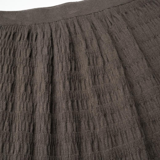 ROMI STUDIO “法式午后” 泡泡棉12针挑花肌理垂顺半裙 24SSQ1069 商品图4