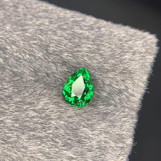 1.5ct 沙弗莱裸石 商品图6