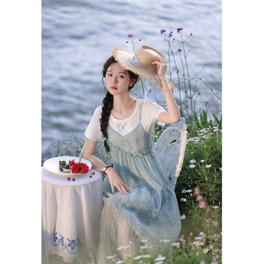 鹿向南 小个子「海盐薄荷」温柔连衣裙女2024夏季新款气质显瘦长裙 商品图3