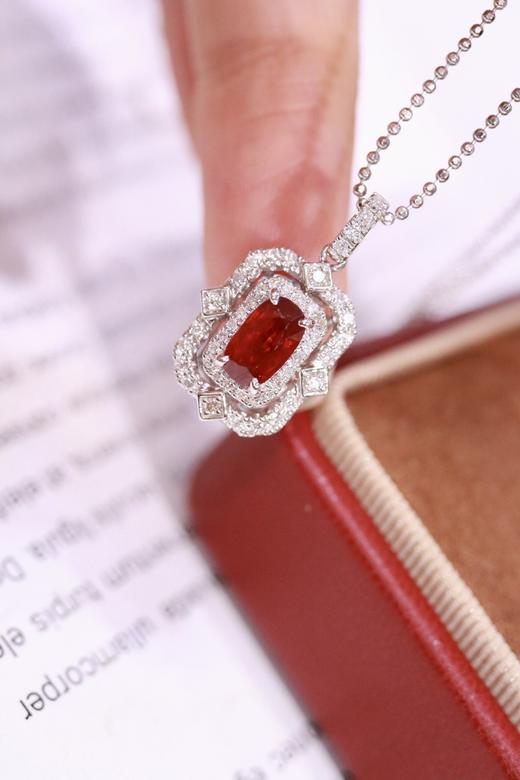 0.77ct 红宝石吊坠 商品图5