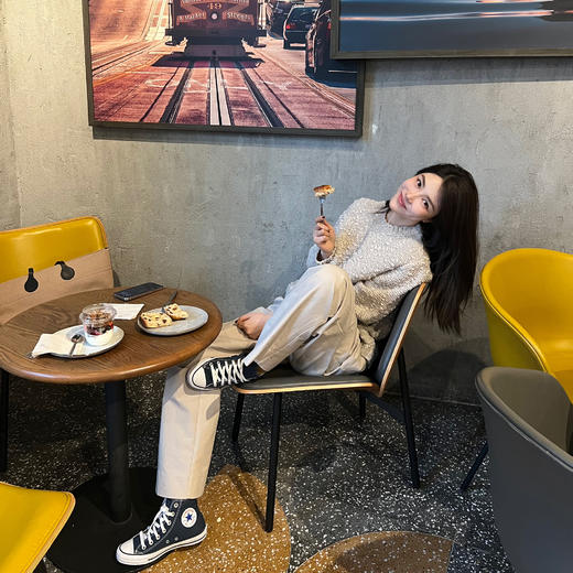 ROMI STUDIO高密双层全棉布亲肤高腰廓形双褶浅卡其长裤 24SSK121 商品图1