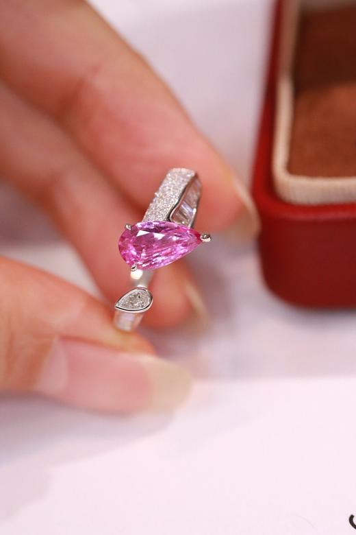 1.34ct 蓝宝石戒指 商品图1