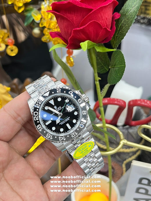 『C厂新款皮蛋圈小绿针GMT』clean厂 c厂 126710格林尼治，陶瓷圈字体细节对比，12点位三角部分，顶角，以及底角部分，尖角位置全部做圆角处理，做工完美无破绽，完美实现所有功能，细节爆棚‼️ 商品图10