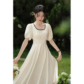 鹿向南 小个子「云上香草」法式方领连衣裙2024新款收腰气质中长裙女