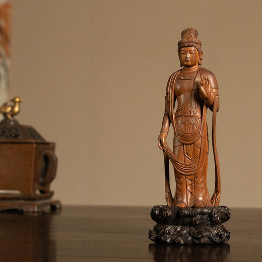 二十世纪 檀香木雕菩萨像（红木座） 商品图3