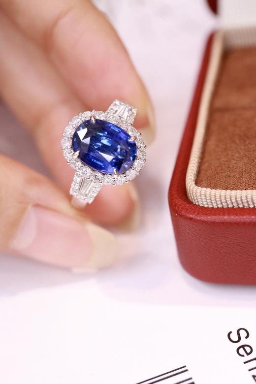 3.65ct 蓝宝石戒指 商品图3