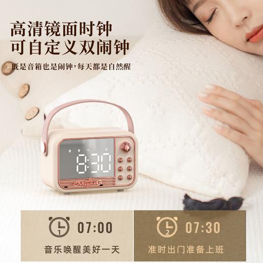 【复古经典蓝牙音箱】蓝牙闹钟音响s11新款手提式复古风桌面闹钟欧式音箱，既是音箱也是闹钟，每天都是自然醒。ry 商品图1