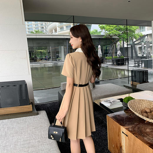 【202号】  [奢姿轻奢系列]减龄压褶连衣裙大码女装夏季新款胖妹妹撞色裙子8942826542 商品图4