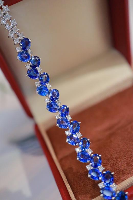 9.61ct 蓝宝石手链 商品图5