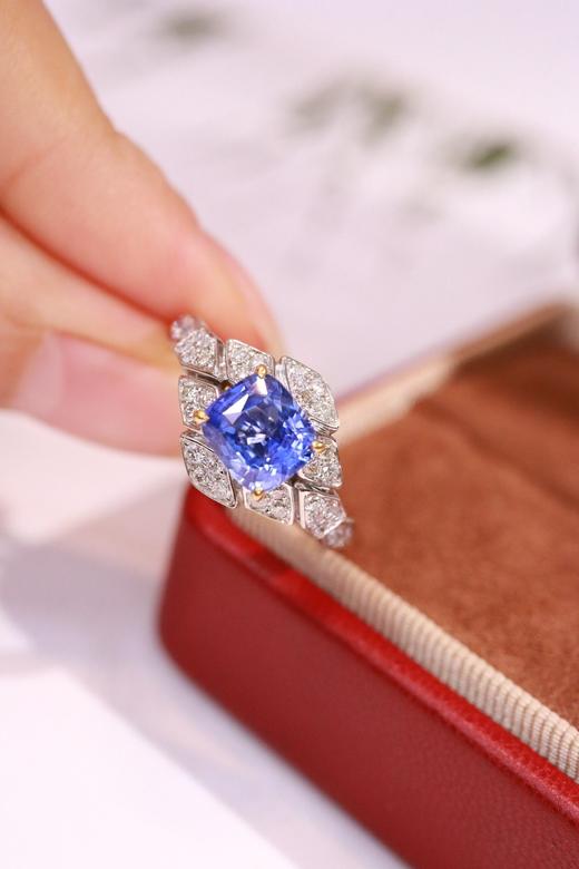 2.09ct 蓝宝石戒指 商品图4