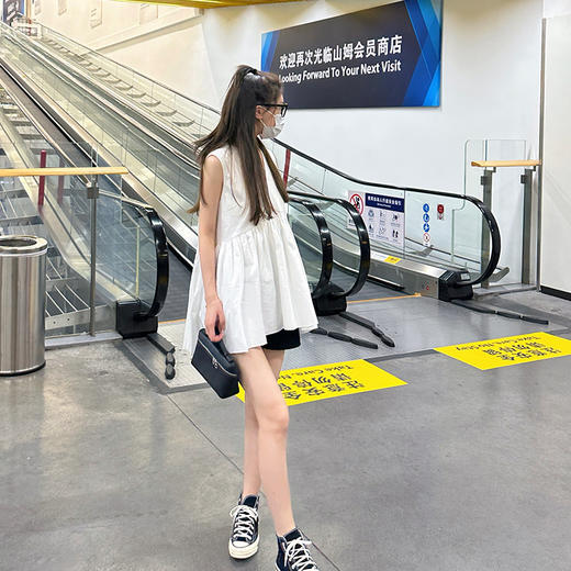 ROMI STUDIO百搭休闲 简约V领收腰荷叶边复古白无袖背心T3232白色 商品图1