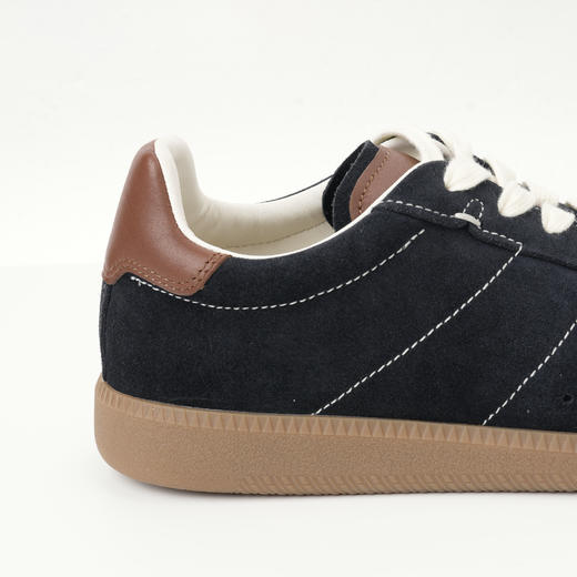 ROMI STUDIO“Chill Vibes”高丝牛反绒撞色拼接牛皮德训鞋24SSS013 商品图3