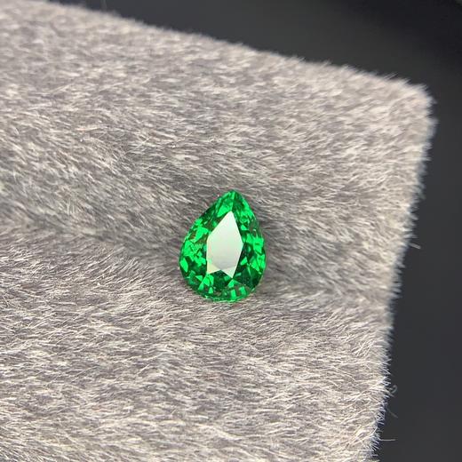 1.5ct 沙弗莱裸石 商品图1