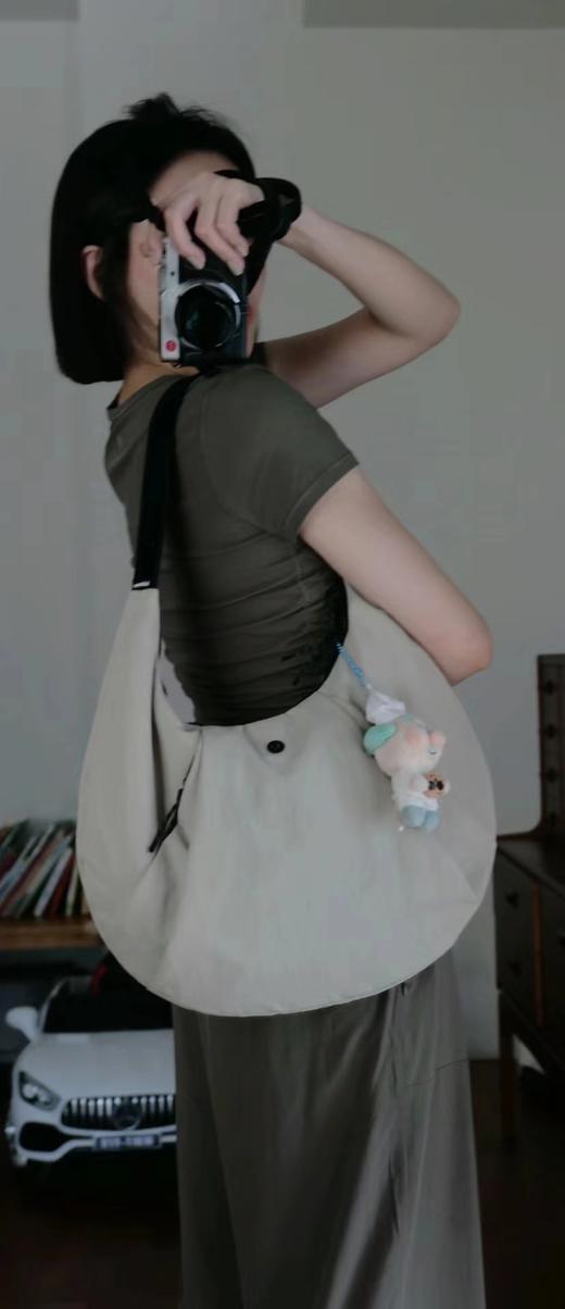 𝐋*⁬𝐔𝐋𝐔断货王一眼万年男女同款牛角包 商品图1