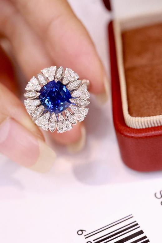 4.12ct 蓝宝石戒指 商品图0