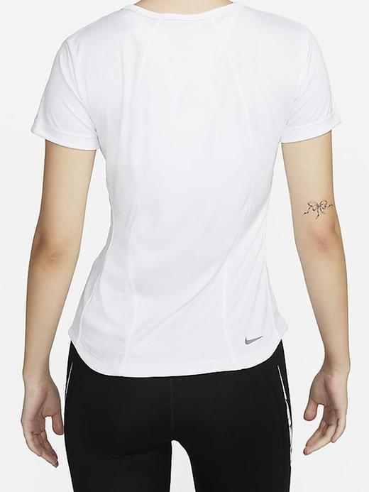 Nike/耐克NIKE FAST DRI-FIT 女子速干透气短袖T恤跑步上衣FN2519-100 商品图1