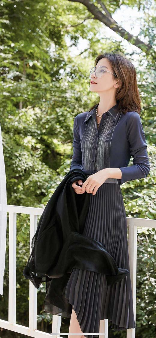 3F4541--铅白色、漆黑色、蓝灰色衬衫 商品图0