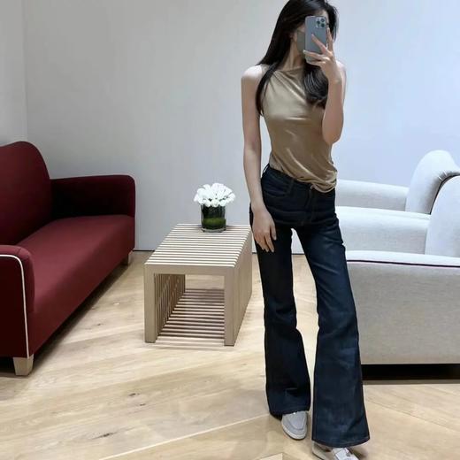 ROMI STUDIO"法式衣橱"系列简约基础一字领无袖修身吊带背心T3592 商品图5