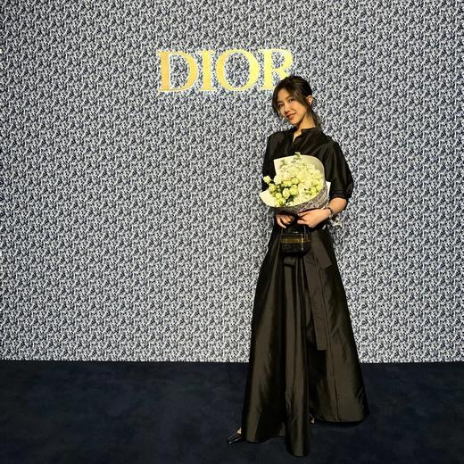 ROMI STUDIO“轻盈利落” 醋酸丝麻绑带围裹式可调节纯色半裙 Q4039 商品图2