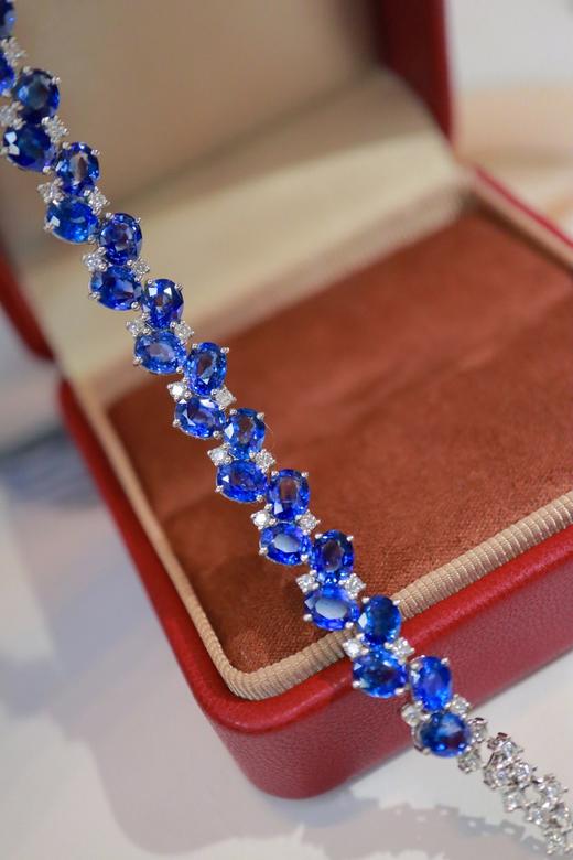 9.61ct 蓝宝石手链 商品图6
