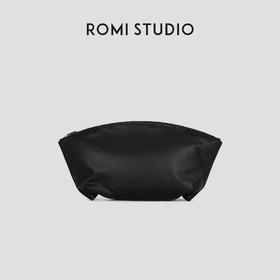 ROMI STUDIO“简约优雅”头层牛皮柔软舒适夹层纯色手拿包23AWS027