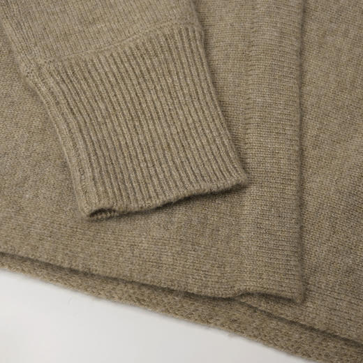 ROMI STUDIO“棕标系列”腔调穿搭羊毛羊绒混纺V领针织开衫23AWM333 商品图2