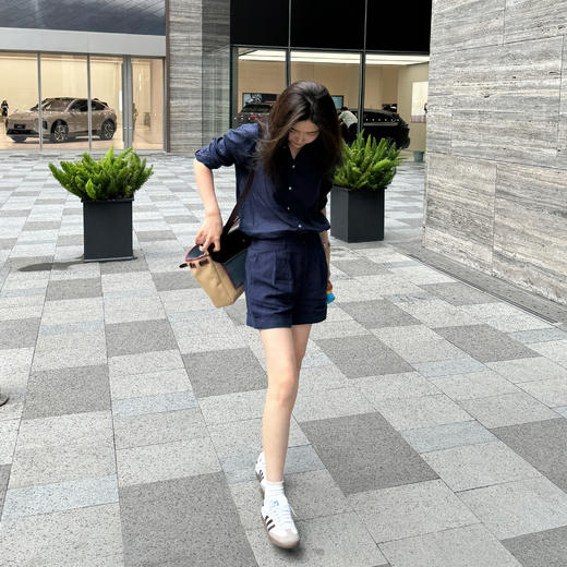 ROMI STUDIO “松弛随性”100%260G亚麻洗水加软透气短裤 24SSK1142 商品图3