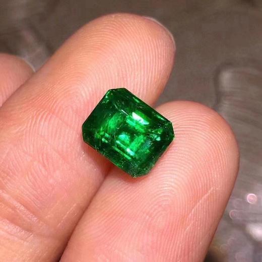 2.15ct 祖母绿裸石 商品图1