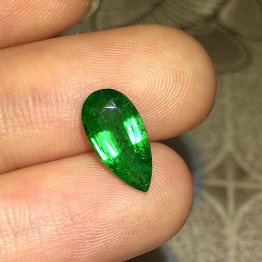 1.8ct 祖母绿裸石 商品图1