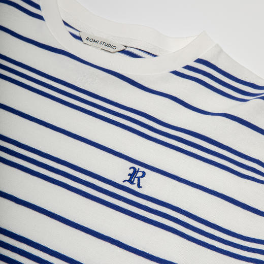 ROMI STUDIO复古率性 松弛感蓝白条纹刺绣圆领宽松长袖t恤 T3476 商品图1