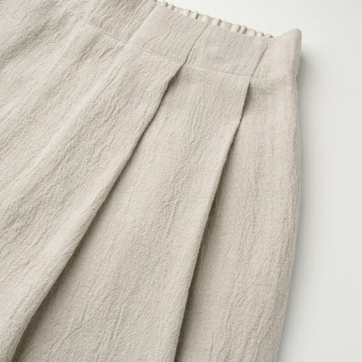 ROMI STUDIO “中式美学” 亚麻混纺微皱肌理感直筒休闲裤24SSK598 商品图1