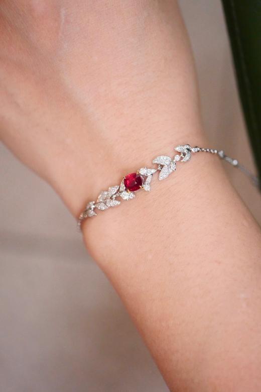 1.01ct 红宝石手链 商品图1