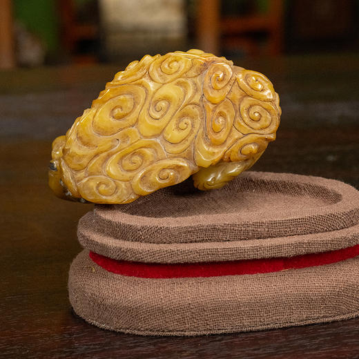 清 寿山石雕童子献寿摆件 商品图3