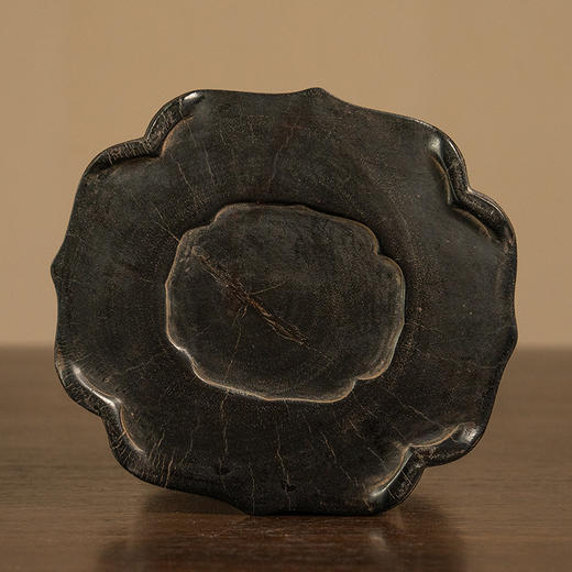 二十世纪  紫檀龙纹花口盖罐 商品图4