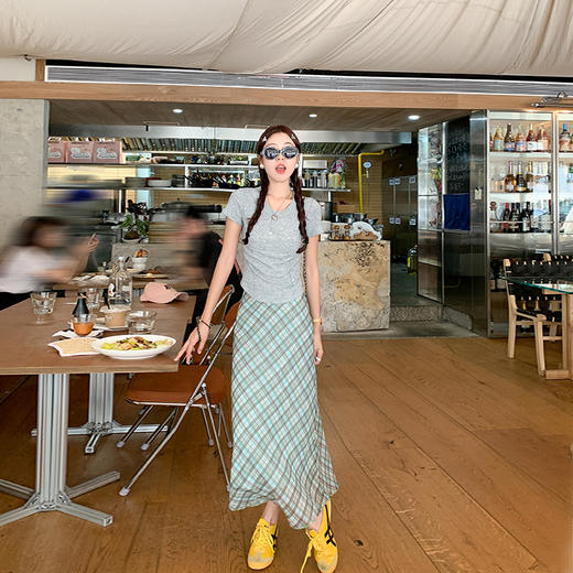 <曾小咸推荐>绿色格子半身长裙 商品图2