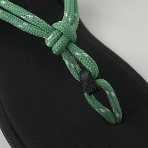 ROMI STUDIO“时髦态度”牛皮拼接绑带平底夹脚人字拖凉鞋 24SSS087 商品图2