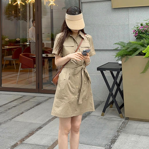 ROMI STUDIO【luxy系列】卡其色法式显瘦气质短袖连衣裙 D3428 商品图0