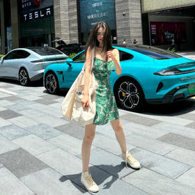 ROMI STUDIO “轻盈时刻” 丝感垂顺小碎花打揽吊带连衣裙 421L6064