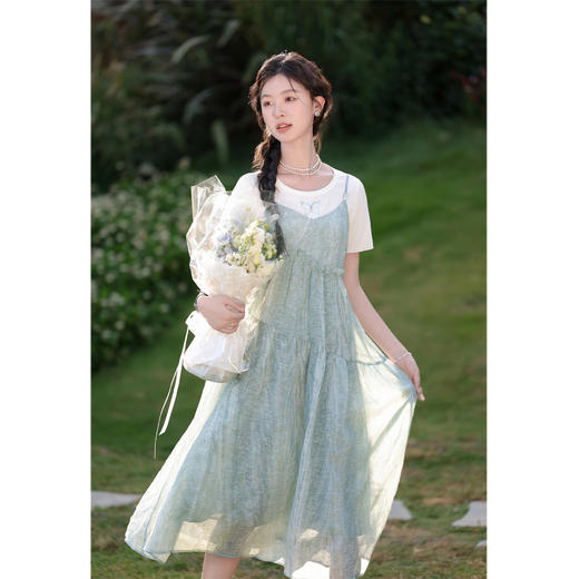 鹿向南 小个子「海盐薄荷」温柔连衣裙女2024夏季新款气质显瘦长裙 商品图1