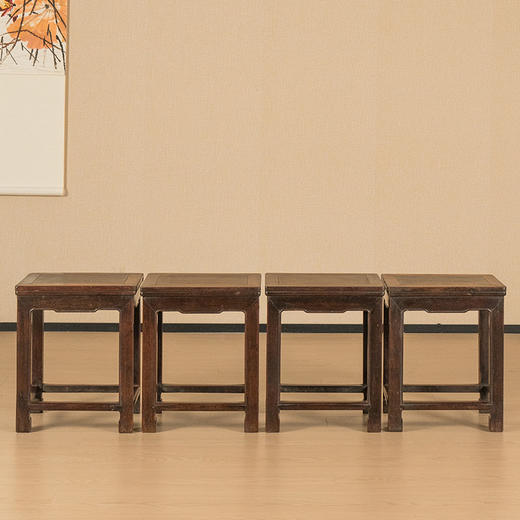 清 红木镶瘿木洼膛肚方凳成堂（一堂四只） 商品图0