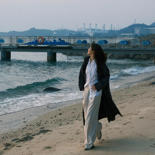 ROMI STUDIO”松弛高知“100%高密棉宽松洗水做旧风衣外套 23AWW829 商品图1