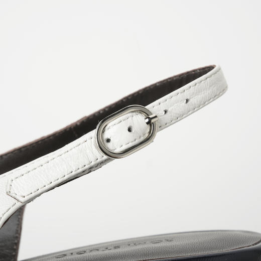 ROMI STUDIO“优雅经典”软黄金小羊皮拼色系带玛丽珍凉鞋24SSS062 商品图3