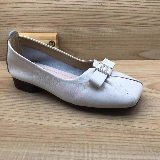 2023年夏季新品时尚休闲真皮浅口软底女单鞋23220779 商品图3