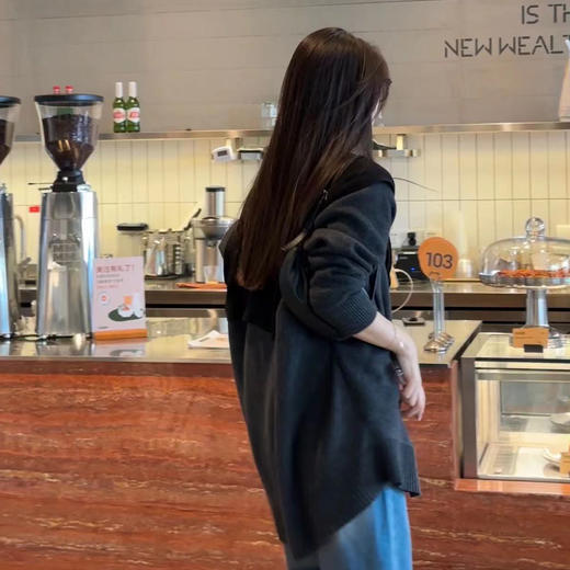 ROMI STUDIO“格雷系列” 百搭时尚绵毛混纺肌理感针织开衫23AWM229 商品图3